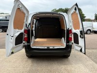 USED 2022 72 PEUGEOT PARTNER Professional Premium L1 1.5 BlueHDi 1000 SWB Diesel Panel Van Manual Euro 6 (s/s) (100 bhp) Recent service with all filters replaced - Only 34,111 miles, Facelift model - EURO 6 (ULEZ compliant) - Built in touchscreen with Satnav connectivity & DAB, Air conditioning, E/W, Bluetooth, rear parking sensors, cruise control, electric power fold mirror's, 3 seats, full bulkhead, ply lined, driver's airbag, side loading door, remote central Locking, Alarm, USB port, steering column radio control, barn rear doors, spare key, finance arranged on site & 6 months premium Autoguard warranty.