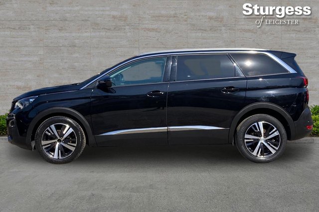View our PEUGEOT 5008