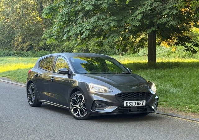 View our Ford Focus 1.0T EcoBoost ST-Line X Hatchback 5dr Petrol Auto Euro 6 (s/s) (125 ps)