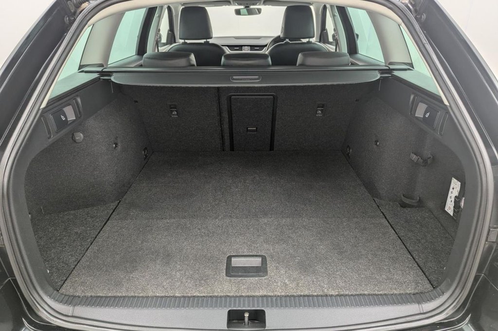 USED 2019 69 SKODA OCTAVIA 2.0 TDI SE L Estate 5dr Diesel Manual Euro 6 (s/s) (150 ps) Car Play, Sat Nav, Sensors