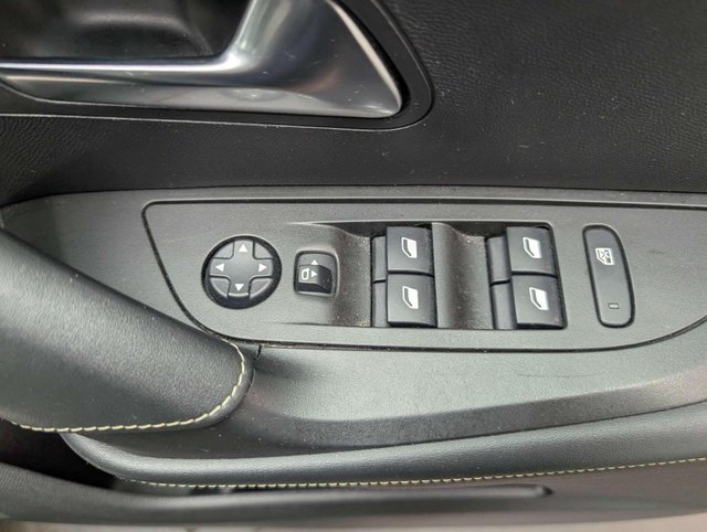 USED 2021 21 PEUGEOT 2008 2008 GT Premium EV 5dr CLICK+COLLECT / HOME DELIVERY