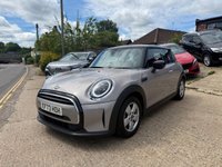 USED 2023 73 MINI HATCH 1.5 Cooper Classic Hatchback 3dr Petrol Steptronic Euro 6 (s/s) (136 ps) VERY LOW MILEAGE