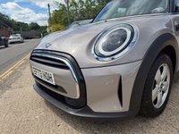 USED 2023 73 MINI HATCH 1.5 Cooper Classic Hatchback 3dr Petrol Steptronic Euro 6 (s/s) (136 ps) VERY LOW MILEAGE