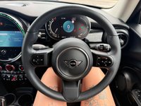 USED 2023 73 MINI HATCH 1.5 Cooper Classic Hatchback 3dr Petrol Steptronic Euro 6 (s/s) (136 ps) VERY LOW MILEAGE