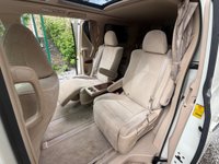 USED TOYOTA ALPHARD Double sunroof +electric doors