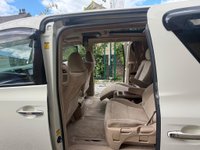 USED TOYOTA ALPHARD Double sunroof +electric doors