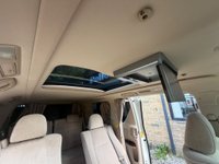 USED TOYOTA ALPHARD Double sunroof +electric doors