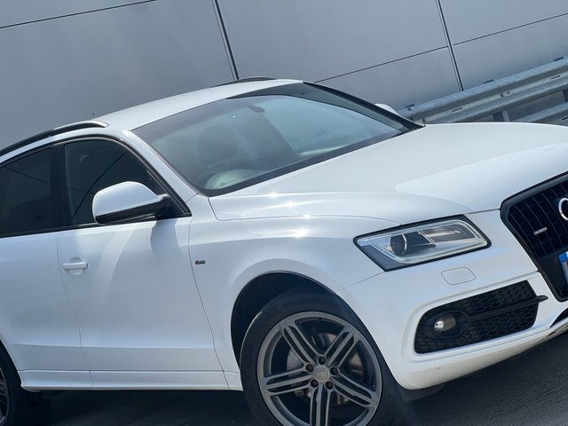 View our AUDI Q5