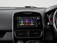 USED 2017 17 RENAULT CLIO 1.5 dCi Dynamique S Nav Hatchback 5dr Diesel Manual Euro 6 (s/s) (110 ps) GLACIER WHITE | REFLEX SOUND
