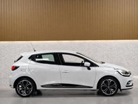 USED 2017 17 RENAULT CLIO 1.5 dCi Dynamique S Nav Hatchback 5dr Diesel Manual Euro 6 (s/s) (110 ps) GLACIER WHITE | REFLEX SOUND