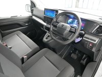 USED 2024 74 PEUGEOT E-EXPERT 100 KW 75 KWH L1 PROFESSIONAL AUTOMATIC ( DELIVERY MILES ) ELECTRIC | CARPLAY | AIR CON | DELIVERY MILES !