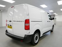 USED 2024 24 PEUGEOT E-EXPERT 100 KW 75 KWH L1 PROFESSIONAL AUTOMATIC ( DELIVERY MILES ) ELECTRIC | CARPLAY | AIR CON | DELIVERY MILES !