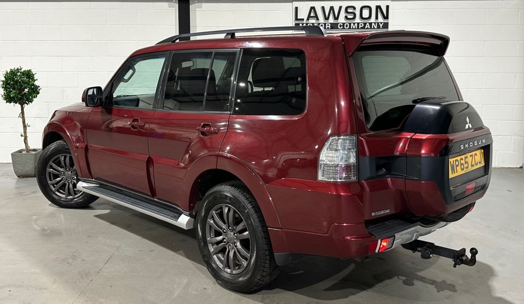 USED 2015 65 MITSUBISHI SHOGUN 3.2 DI-DC SG3 SUV 5dr Diesel Auto 4WD Euro 6 LWB (187 ps) 