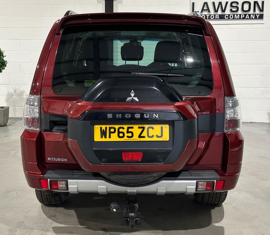 USED 2015 65 MITSUBISHI SHOGUN 3.2 DI-DC SG3 SUV 5dr Diesel Auto 4WD Euro 6 LWB (187 ps) 