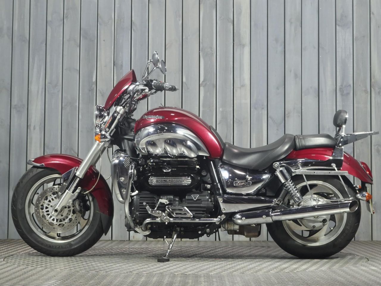TRIUMPH ROCKET III