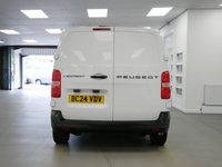 USED 2024 24 PEUGEOT E-EXPERT 100 KW 75 KWH L1 PROFESSIONAL AUTOMATIC ( DELIVERY MILES ) ELECTRIC | CARPLAY | AIR CON | DELIVERY MILES !