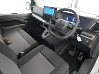 USED 2024 24 PEUGEOT E-EXPERT 100 KW 75 KWH L1 PROFESSIONAL AUTOMATIC ( DELIVERY MILES ) ELECTRIC | CARPLAY | AIR CON | DELIVERY MILES !