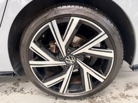 USED 2022 22 VOLKSWAGEN GOLF 1.5 eTSI MHEV R-Line DSG Euro 6 (s/s) 5dr 18" Alloys. Winter Pack