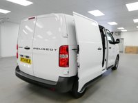 USED 2024 74 PEUGEOT E-EXPERT 100 KW 75 KWH L1 PROFESSIONAL AUTOMATIC ( DELIVERY MILES ) ELECTRIC | CARPLAY | AIR CON | DELIVERY MILES !