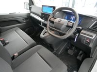 USED 2024 74 PEUGEOT E-EXPERT 100 KW 75 KWH L1 PROFESSIONAL AUTOMATIC ( DELIVERY MILES ) ELECTRIC | CARPLAY | AIR CON | DELIVERY MILES !