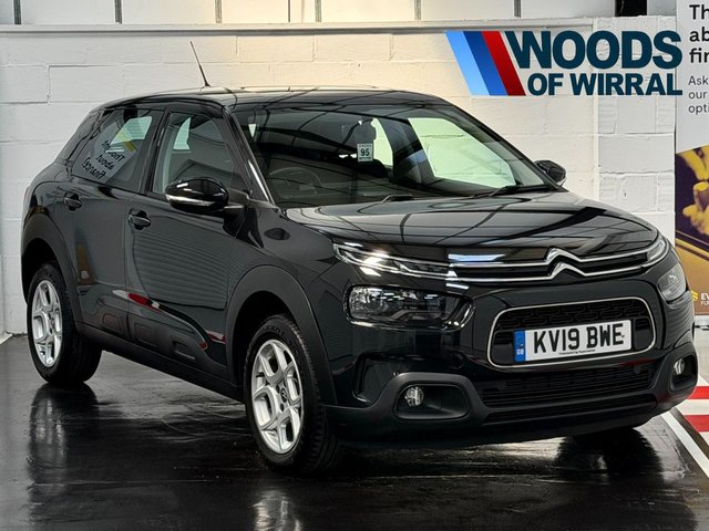 View our Citroen C4 Cactus 1.2 PureTech GPF Feel Hatchback 5dr Petrol Manual Euro 6 (s/s) (110 ps)