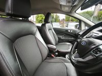 USED 2017 67 FORD ECOSPORT 1.5 Titanium SUV 5dr Petrol Powershift 2WD Euro 5 (112 ps) Auto_Low Mileage_1.5L_SUV_Ulez Free