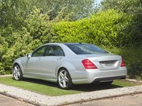 USED 2013 13 MERCEDES-BENZ S-CLASS 3.0 S350L V6 BlueTEC AMG Sport Edition Saloon 4dr Diesel G-Tronic+ Euro 6 (s/s) (258 ps) A ONE PREVIOUS OWNER EXAMPLE OF THE LUXURIOUSLY APPOINTED LONG  WHEEL BASE MODEL WITH LOWER VED OF JUST &pound;325 PER YEAR AND TWIN PANORAMIC SUNROOFS