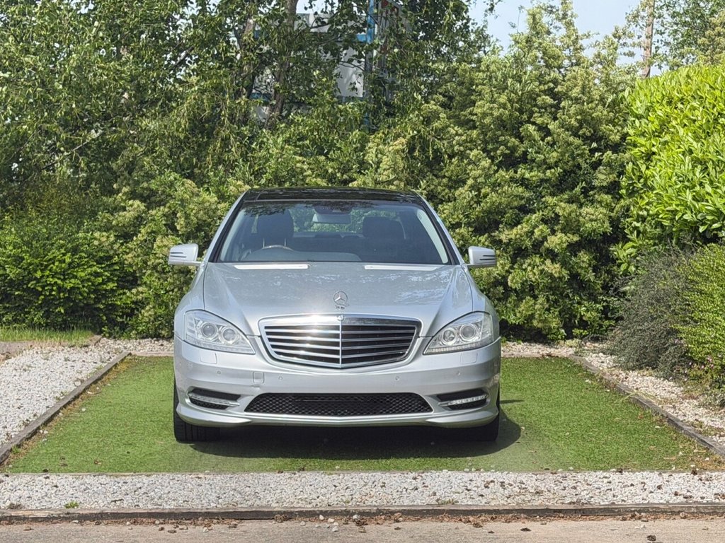 USED 2013 13 MERCEDES-BENZ S-CLASS 3.0 S350L V6 BlueTEC AMG Sport Edition Saloon 4dr Diesel G-Tronic+ Euro 6 (s/s) (258 ps) A ONE PREVIOUS OWNER EXAMPLE OF THE LUXURIOUSLY APPOINTED LONG  WHEEL BASE MODEL WITH LOWER VED OF JUST &pound;325 PER YEAR AND TWIN PANORAMIC SUNROOFS