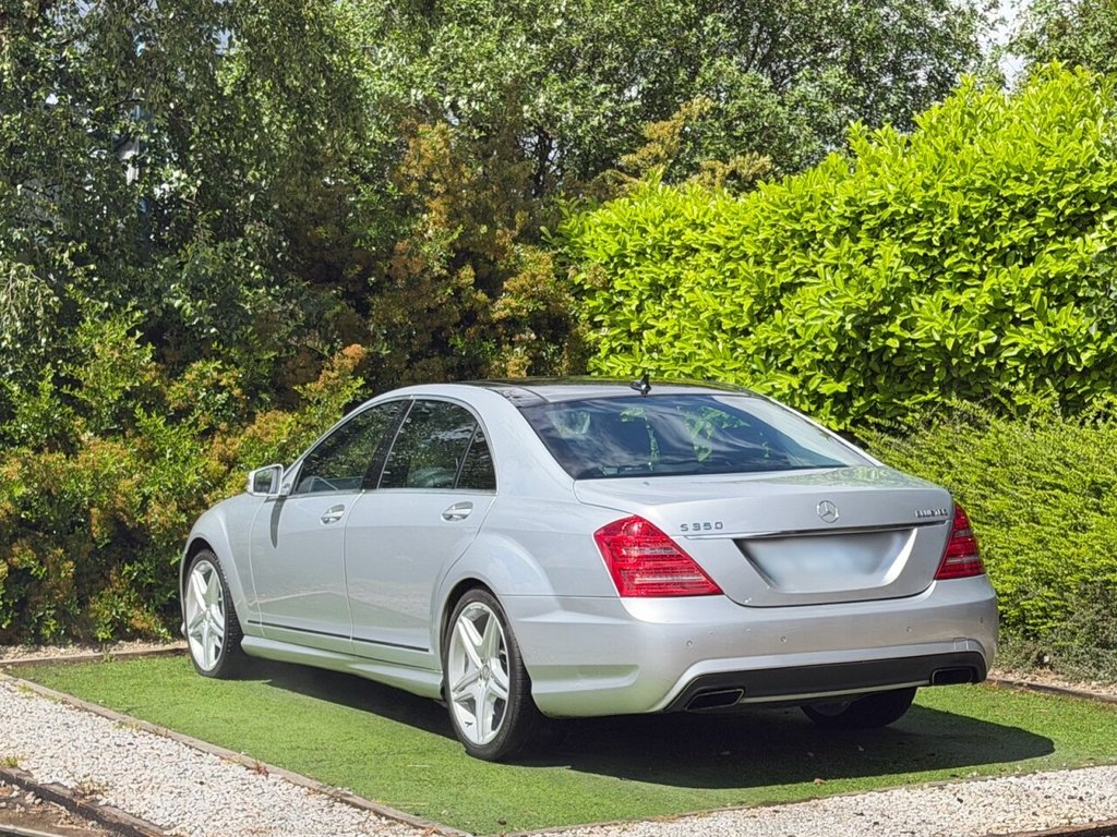 USED 2013 13 MERCEDES-BENZ S-CLASS 3.0 S350L V6 BlueTEC AMG Sport Edition Saloon 4dr Diesel G-Tronic+ Euro 6 (s/s) (258 ps) A ONE PREVIOUS OWNER EXAMPLE OF THE LUXURIOUSLY APPOINTED LONG  WHEEL BASE MODEL WITH LOWER VED OF JUST &pound;325 PER YEAR AND TWIN PANORAMIC SUNROOFS