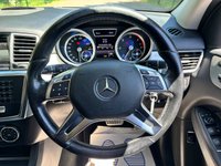 USED 2015 65 MERCEDES-BENZ M-CLASS 2.1 ML250 BlueTEC AMG Line SUV 5dr Diesel G-Tronic 4WD Euro 6 (s/s) (204 ps) ** PANORAMIC SUNROOF **