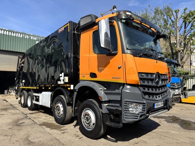 View our MERCEDES-BENZ AROCS