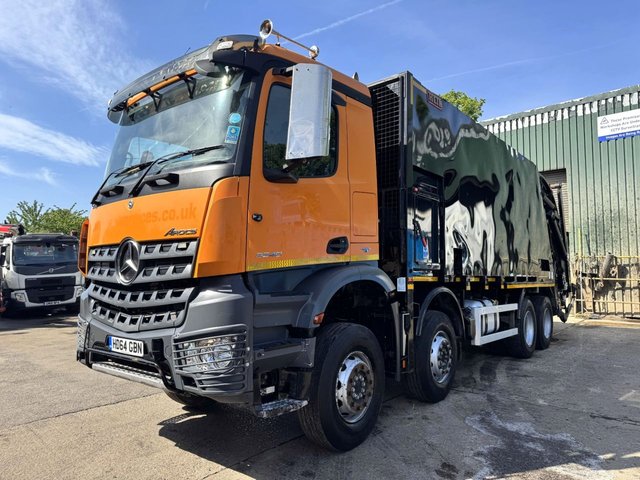 View our MERCEDES-BENZ AROCS