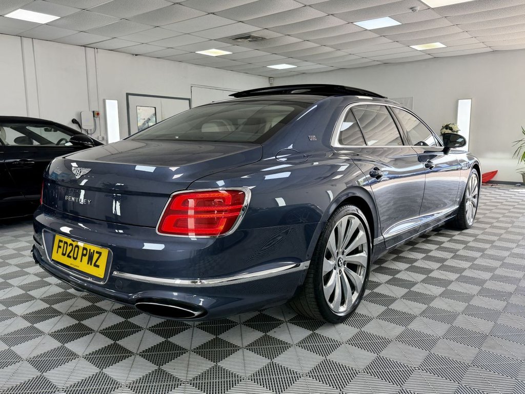 USED 2020 20 BENTLEY FLYING SPUR 6.0 W12 Saloon 4dr Petrol Auto 4WD Euro 6 (635 ps) 