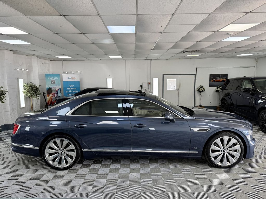 USED 2020 20 BENTLEY FLYING SPUR 6.0 W12 Saloon 4dr Petrol Auto 4WD Euro 6 (635 ps) 