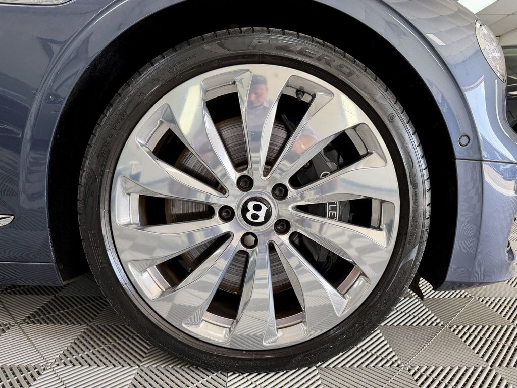 USED 2020 20 BENTLEY FLYING SPUR 6.0 W12 Saloon 4dr Petrol Auto 4WD Euro 6 (635 ps) 