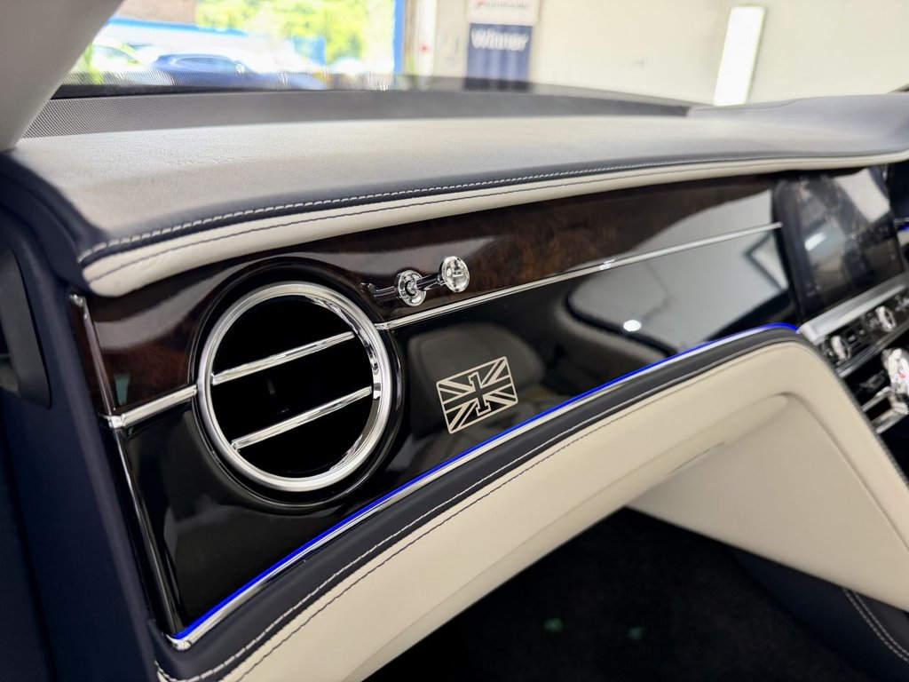 USED 2020 20 BENTLEY FLYING SPUR 6.0 W12 Saloon 4dr Petrol Auto 4WD Euro 6 (635 ps) 