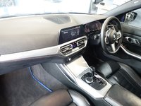 USED 2020 70 BMW 3 SERIES 2.0 320i M Sport Saloon 4dr Petrol Auto Euro 6 (s/s) (184 ps) NICE LOOKING BMW 3 SERIES IN SUPER CONDITION INSIDE AND OUT - COMES WITH A COMPREHNSIVE SERVICE HISTORY + VIRTUAL COCKPIT DIGITAL DASH DISPLAY + PROFESSIONAL SATELLITE NAVIGATION + REAR VIEW CAMERA + APPLE CARPLAY / APPS CONTROL + CRUISE CONTROL + AUTOMATIC LED HEADLIGHTS + IN CAR ENTERTAINMENT WITH TOUCH SCREEN MEDIA DISPLAY + DAB DIGITAL RADIO + AMBIENT LIGHTING + KEYLESS START + BLUETOOTH MEDIA STREAMING + FRONT AND REAR PARKING SENSORS + LANE ASSIST + LEATHER MULTI FUNCTIONAL STEERING WHEEL