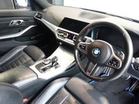 USED 2020 70 BMW 3 SERIES 2.0 320i M Sport Saloon 4dr Petrol Auto Euro 6 (s/s) (184 ps) NICE LOOKING BMW 3 SERIES IN SUPER CONDITION INSIDE AND OUT - COMES WITH A COMPREHNSIVE SERVICE HISTORY + VIRTUAL COCKPIT DIGITAL DASH DISPLAY + PROFESSIONAL SATELLITE NAVIGATION + REAR VIEW CAMERA + APPLE CARPLAY / APPS CONTROL + CRUISE CONTROL + AUTOMATIC LED HEADLIGHTS + IN CAR ENTERTAINMENT WITH TOUCH SCREEN MEDIA DISPLAY + DAB DIGITAL RADIO + AMBIENT LIGHTING + KEYLESS START + BLUETOOTH MEDIA STREAMING + FRONT AND REAR PARKING SENSORS + LANE ASSIST + LEATHER MULTI FUNCTIONAL STEERING WHEEL