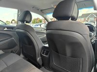 USED 2018 68 HYUNDAI TUCSON 2.0 CRDi SE Nav SUV 5dr Diesel Auto 4WD Euro 6 (136 ps) *VERY LOW MILEAGE*