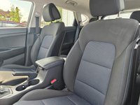 USED 2018 68 HYUNDAI TUCSON 2.0 CRDi SE Nav SUV 5dr Diesel Auto 4WD Euro 6 (136 ps) *VERY LOW MILEAGE*
