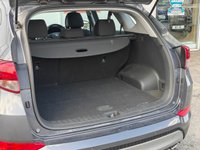 USED 2018 68 HYUNDAI TUCSON 2.0 CRDi SE Nav SUV 5dr Diesel Auto 4WD Euro 6 (136 ps) *VERY LOW MILEAGE*