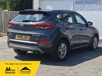 USED 2018 68 HYUNDAI TUCSON 2.0 CRDi SE Nav SUV 5dr Diesel Auto 4WD Euro 6 (136 ps) *VERY LOW MILEAGE*
