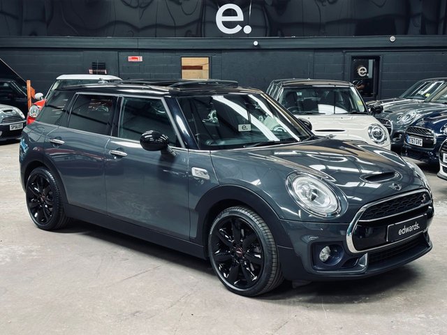 View our MINI CLUBMAN