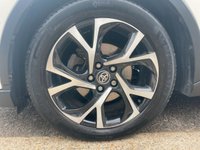USED 2019 69 TOYOTA C-HR 1.8 VVT-h Design SUV 5dr Petrol Hybrid CVT Euro 6 (s/s) (122 ps) SAT NAV | REAR CAMERA
