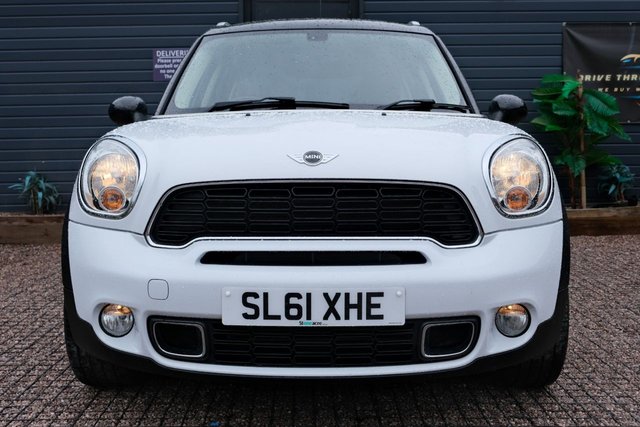 View our MINI COUNTRYMAN