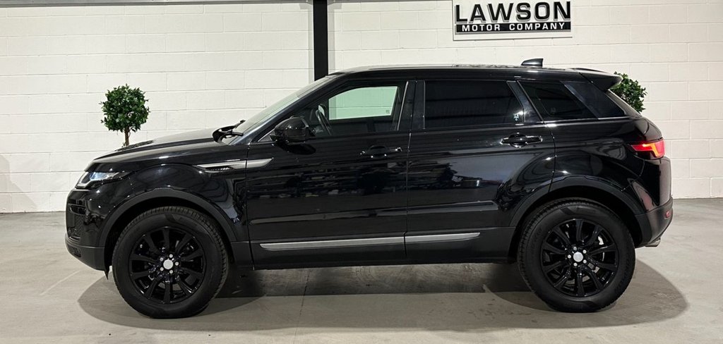 USED 2018 68 LAND ROVER RANGE ROVER EVOQUE 2.0 eD4 SE SUV 5dr Diesel Manual FWD Euro 6 (s/s) (150 ps) 