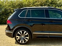 USED 2019 69 VOLKSWAGEN TIGUAN 2.0 TDI R-Line Tech SUV 5dr Diesel Manual Euro 6 (s/s) (150 ps) 