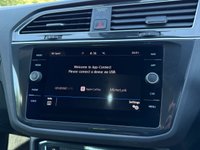 USED 2019 69 VOLKSWAGEN TIGUAN 2.0 TDI R-Line Tech SUV 5dr Diesel Manual Euro 6 (s/s) (150 ps) 