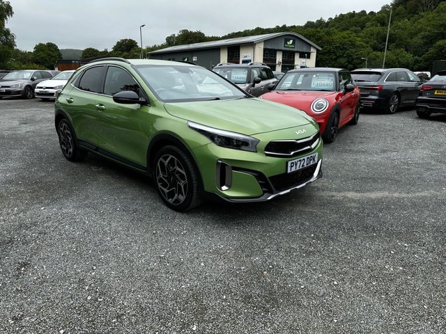 View our KIA XCEED