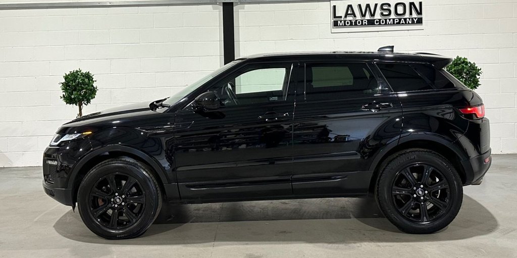 USED 2019 68 LAND ROVER RANGE ROVER EVOQUE 2.0 TD4 SE Tech SUV 5dr Diesel Auto 4WD Euro 6 (s/s) (180 ps) 